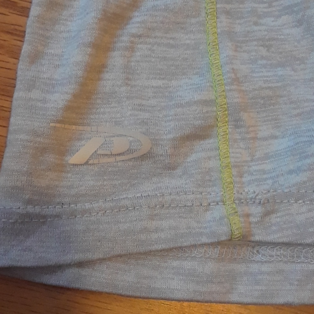 Shirt - Picture 3 of 3